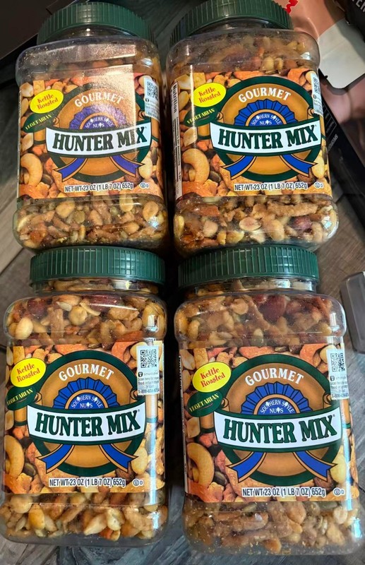 Southern Style Nuts Gourmet Hunter Mix 23 oz x 4