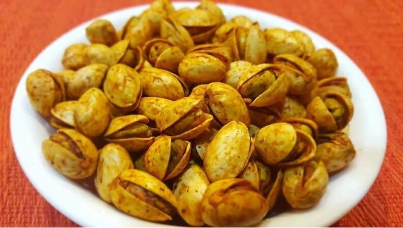 Roasted & Salted Pistachios Flavored with Habanero Lime 4 Bags NT.WT.7 oz gallery