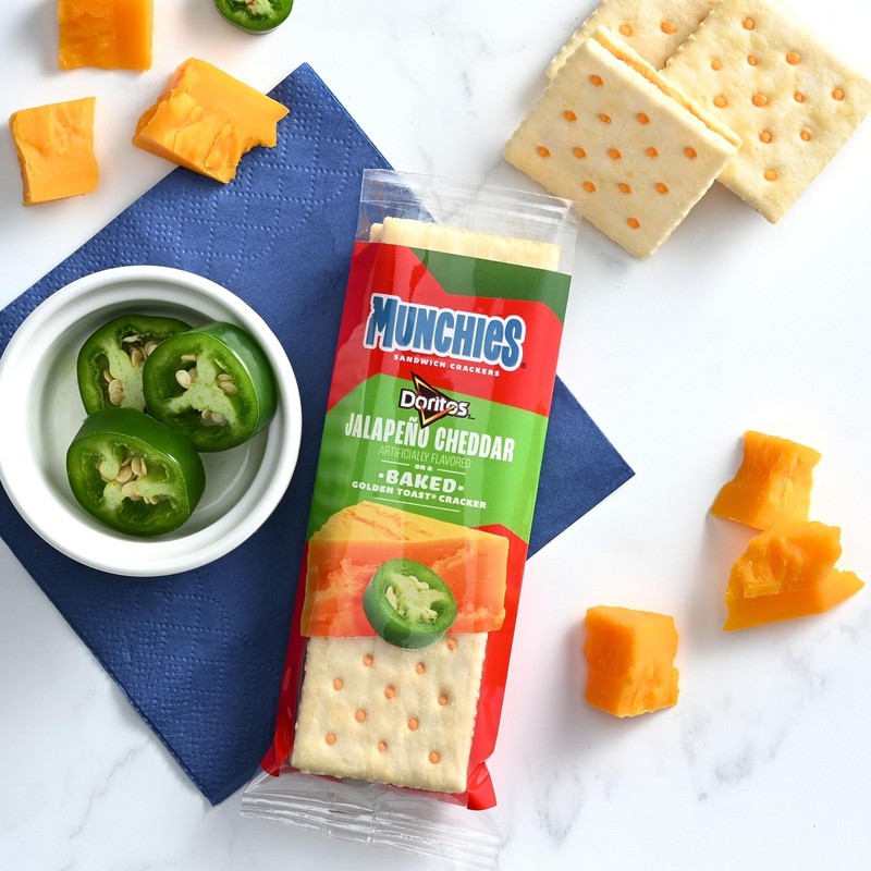 Baked Sandwich Crackers Variety Pack, Cheese Peanut Butter, Toast Peanut Butt... gallery