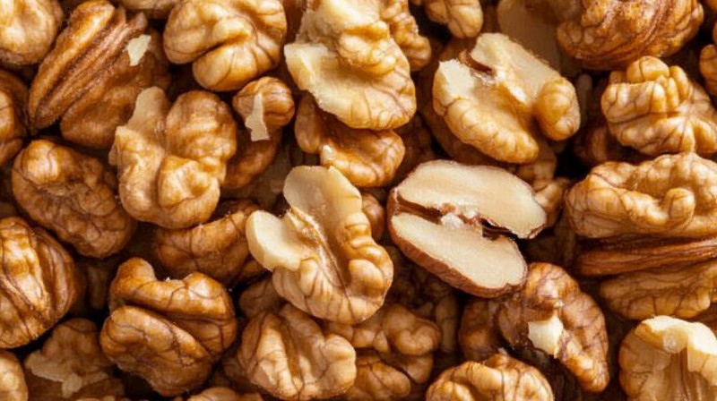 Walnut Halves and Pieces, 12.5 Pounds