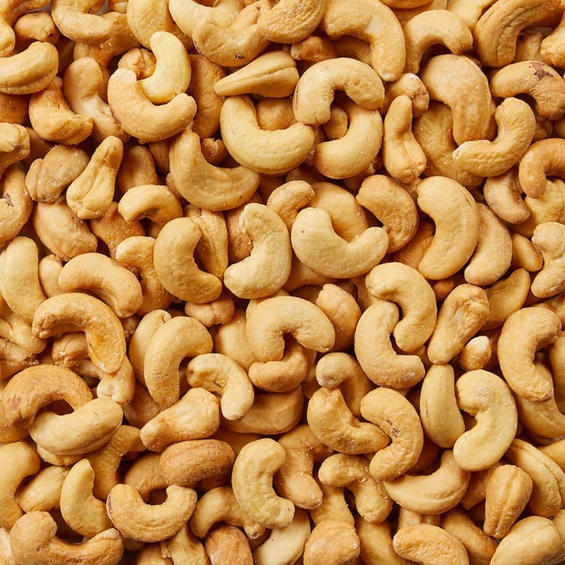 Kirkland Signature Fancy Whole Cashews, Unsalted, 2.5 Pounds gallery