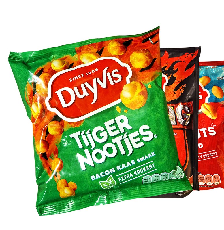 Till 1.8kg (3 Lbs) Duyvis cocktail nuts (Peanuts, Almonds, Paprika) more choice