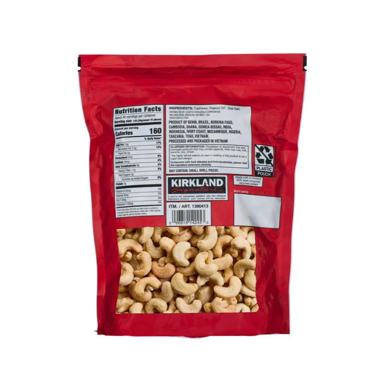 Kirkland Signature Fancy Whole Cashews, 2.5 lbs gallery
