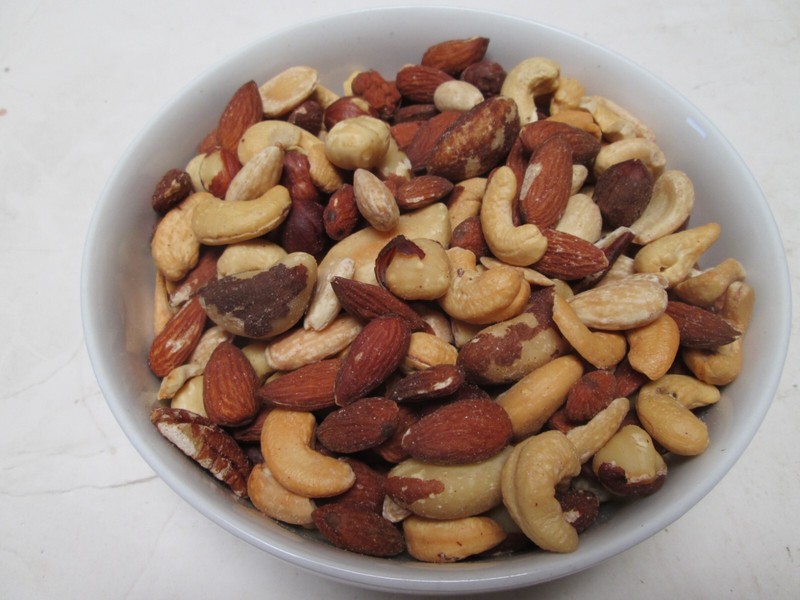 Deluxe Mixed Nuts- Roasted & Salted (No Peanuts), 5 lbs/bag-greenbulk