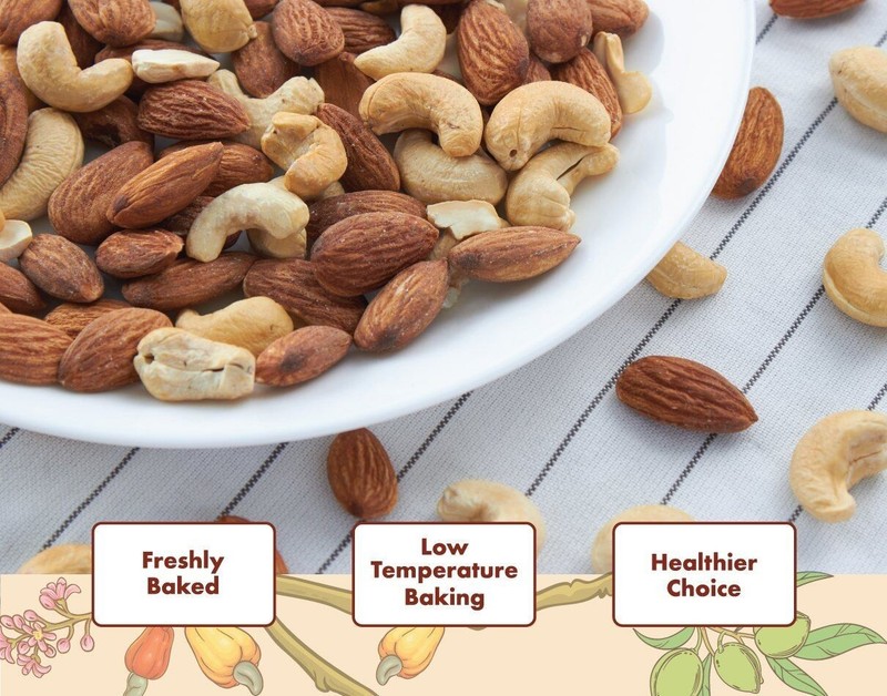Signature Market Almond Cashew Mix Mini Pack (50g) gallery