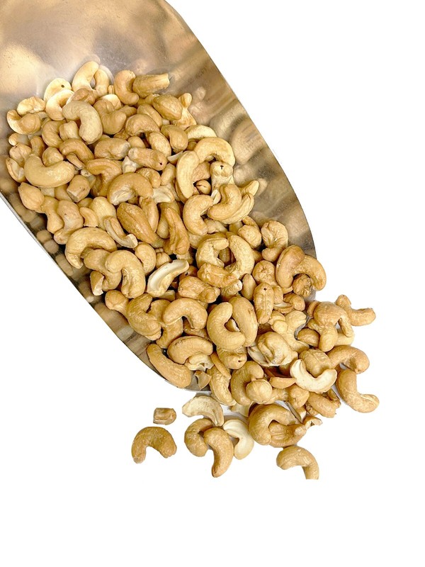 Premium Quality Roasted Cashew Kernels Multi weight BULK WHOLESALE