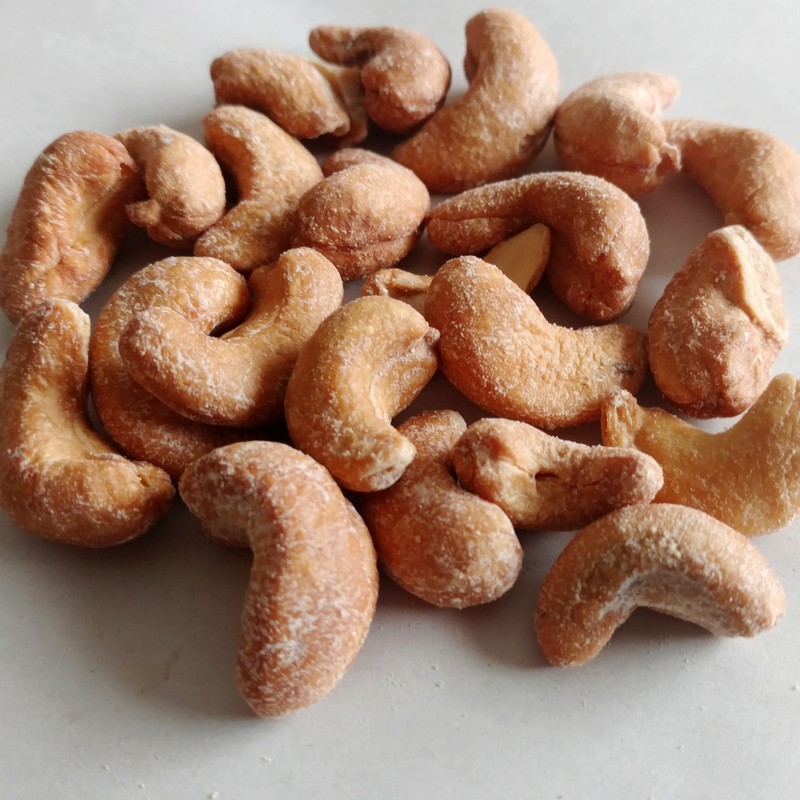 Cashews Roasted Unsalted Premium Whole and halves Kernels Choose Qty gallery