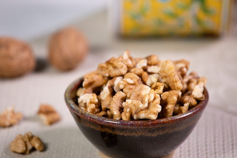 Premium Dried Walnut Kernels – Broken, 250 gm