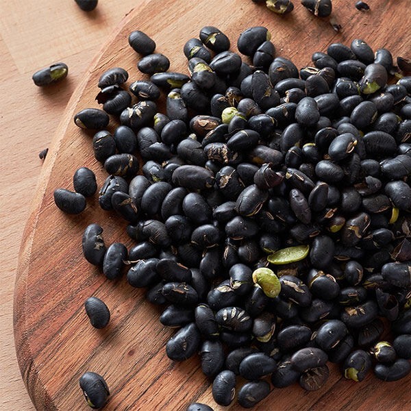 Signature Market Roasted Black Beans (180g) gallery