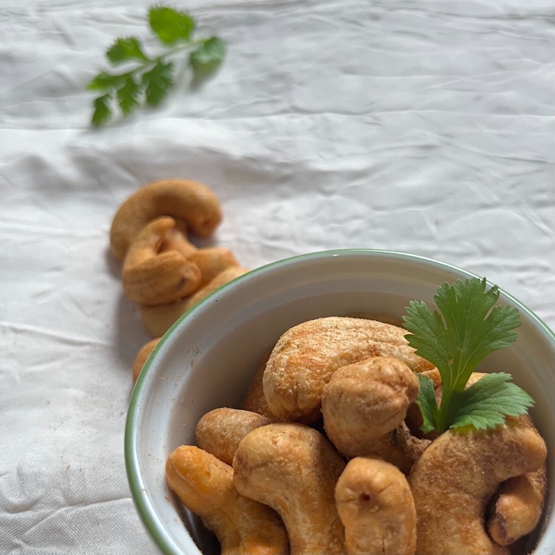 Cashew Nuts Whole Roasted Ceylon Natural Fresh Premium Quality Cashew 100g 200g gallery