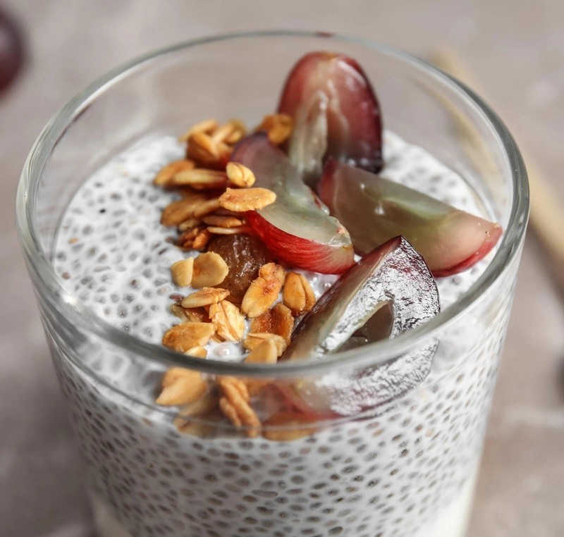 Heka Bites Raw Chia Seeds 250g Rich in Protein, Fibre, Omega 3 & Calcium gallery