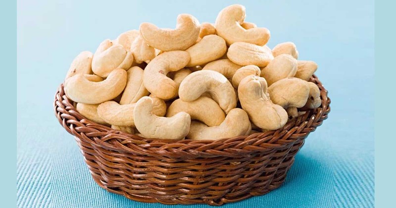 Fresh Cashew Nuts Whole Premium Quality Pure Ceylon Grade A Natural Taste gallery