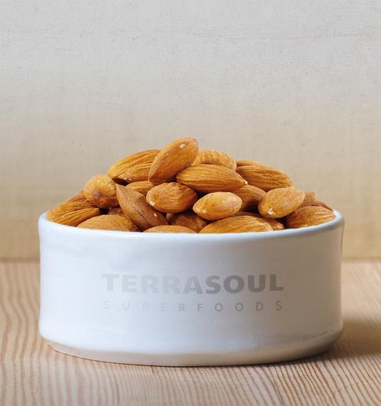 Terrasoul Superfoods Raw Unpasteurized Organic Almonds Sproutable, 2 lbs gallery