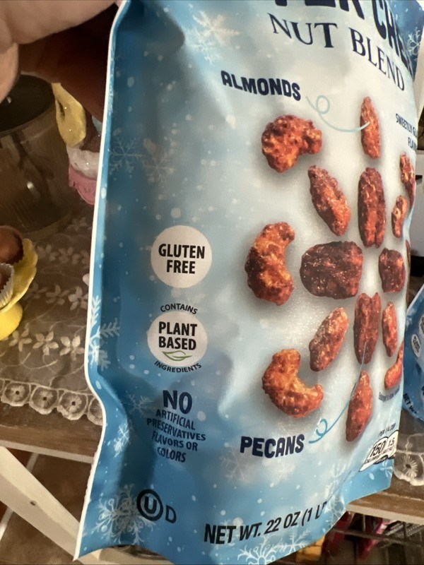 Pear's Snacks Winter Cheer Nut Blend 22 Ounce Bag EXP 11/2026 (2 Bags) gallery