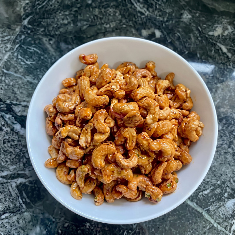 Honey Sweet Cashew Nuts 500g Roasted Premium Crunchy Snack with Natural Honey gallery
