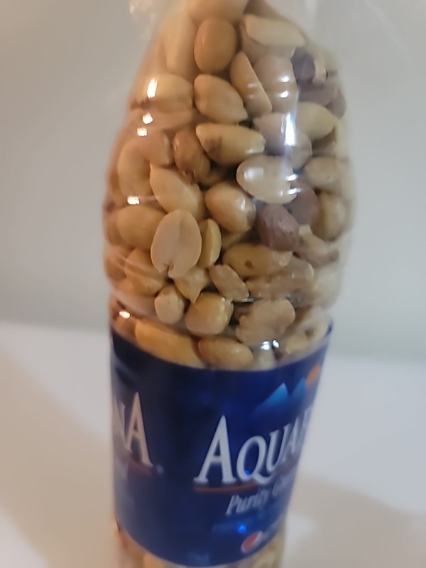 Crispy Crunch Peanuts/Roaster Groundnut/ Nigerian Groundnut 750ml gallery