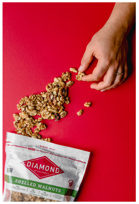 Diamond Shelled Walnuts 32 oz Free Shipping gallery