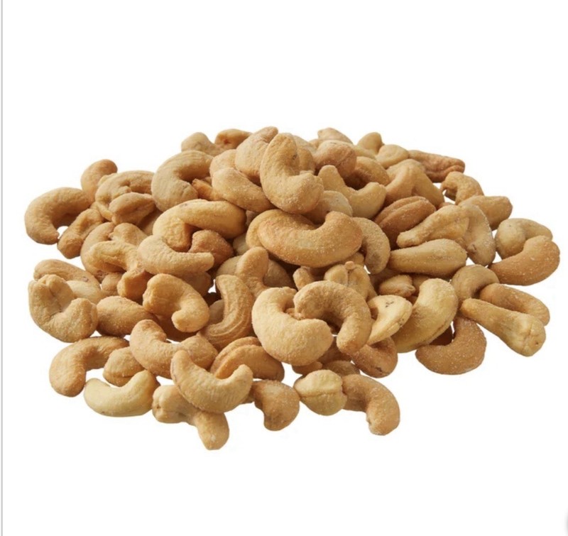 Kirkland Signature Fancy Whole Cashews, 2.5 lbs gallery