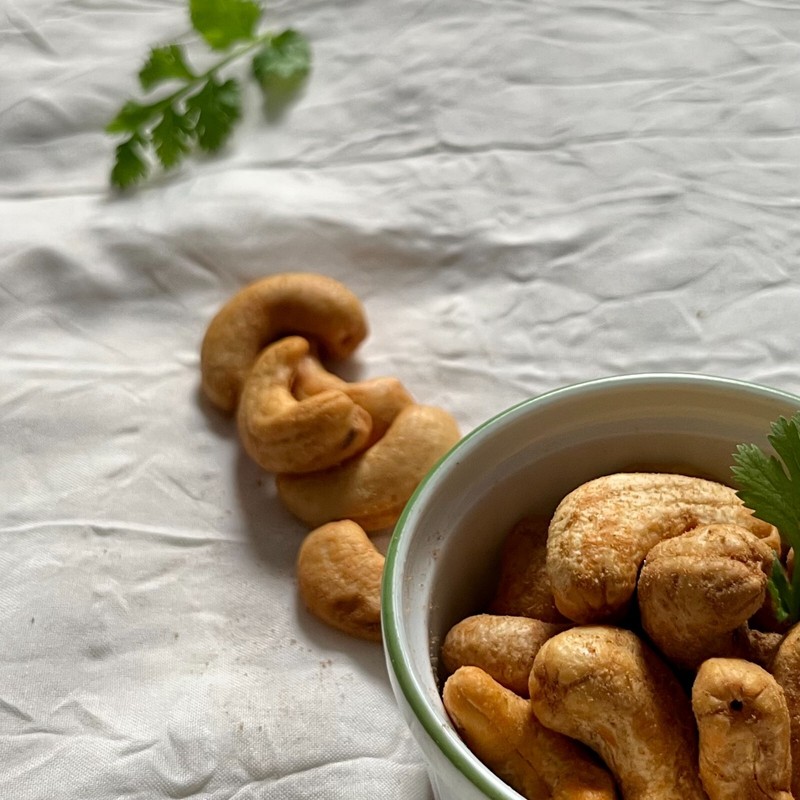 Cashew Nuts Whole Roasted Ceylon Natural Fresh Premium Quality Cashew 100g 200g gallery