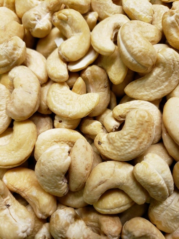 Raw Cashews, Large Size 240, 5 Pound BULK Bag, Kosher, Product of Vietnam
