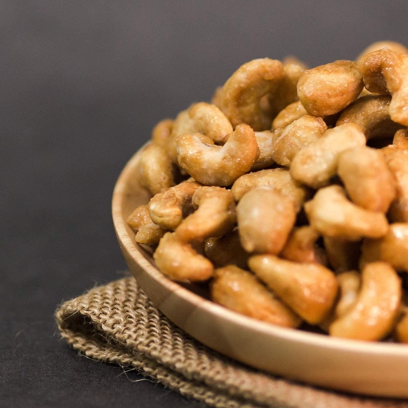 LAFOOCO Sea Salt Caramel Cashews, Vietnam Cashews, Lightly Salted, Sweet Tast... gallery