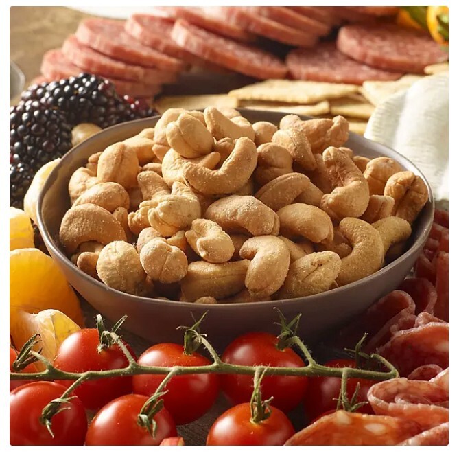 Member's Mark Roasted Whole Cashews with/without Sea Salt (33 oz.) gallery
