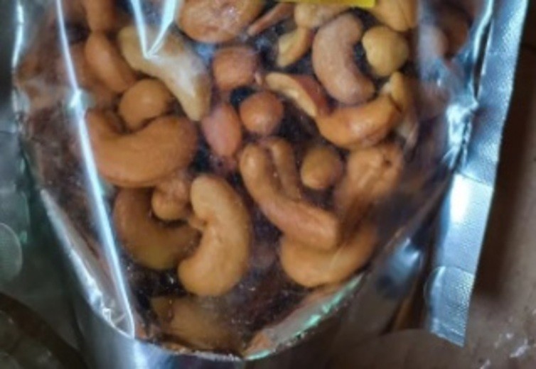 Grade A Jumbo Cashew Nuts, roasted gallery