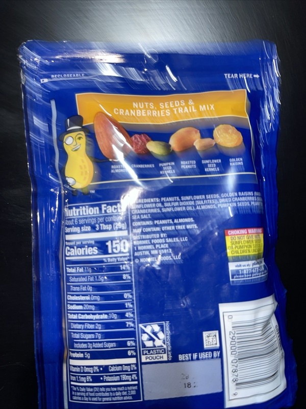 Planters Nuts, Seeds & Cranberries Trail Mix (6 oz Pouch) gallery