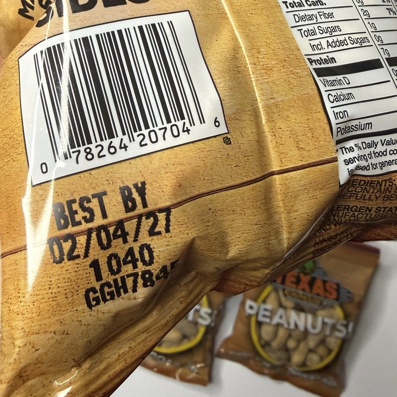 19 Bags Of Texas Roadhouse Salted & Roasted Peanuts Best By 02/04/27 gallery