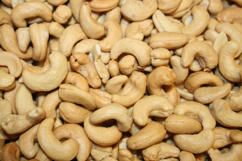 CASHEWS ROASTED UNSALTED, 5LBS