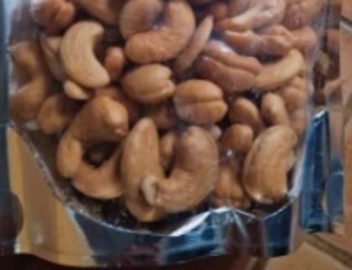 Grade A Jumbo Cashew Nuts, roasted gallery