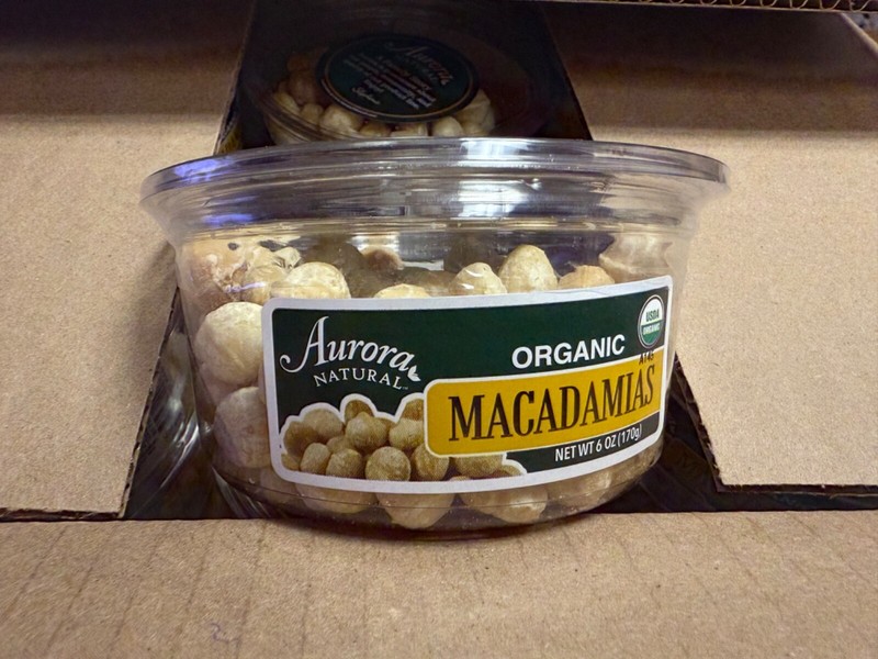 4/8 oz Aurora Natural Organic Raw Whole Macadamias gallery