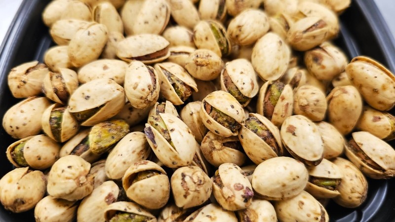 Flavored Gourmet Salt and Pepper Pistachios