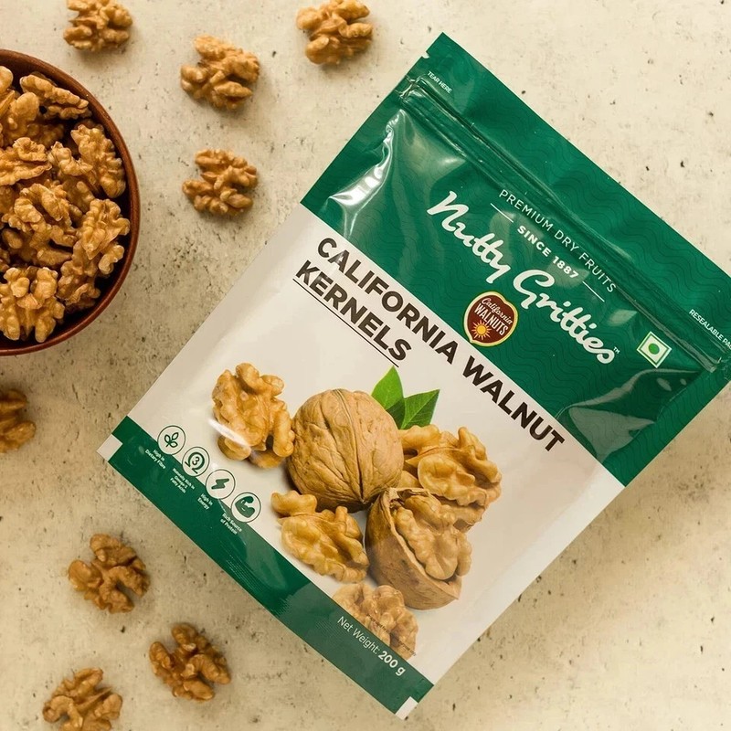 Nutty Gritties California Walnut Kernels Without Shell 200g gallery