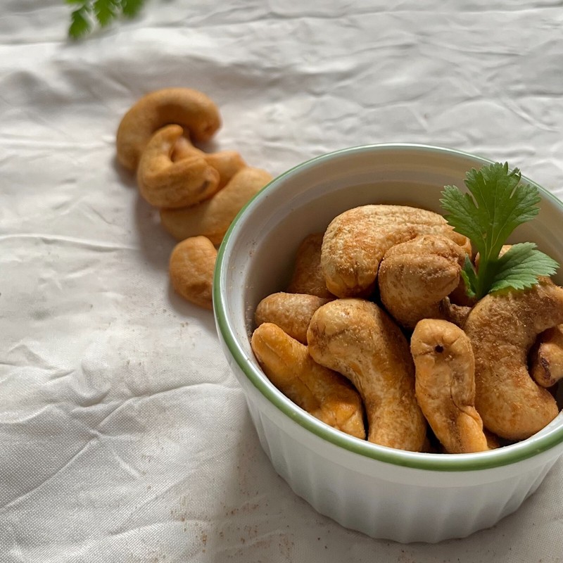 Cashew Nuts Whole Roasted Ceylon Natural Fresh Premium Quality Cashew 100g 200g gallery