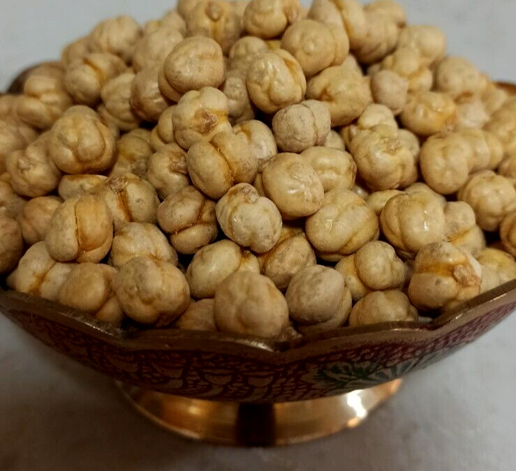 Hand Made Salted Roasted Chickpeas With The Finest Quality Fresh Nuts 400 gram