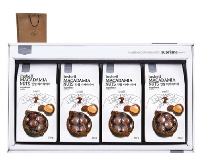 Rich Farm Nut Supreme In-Shell Macadamia Gift Set 1kg with Shopping Bag
