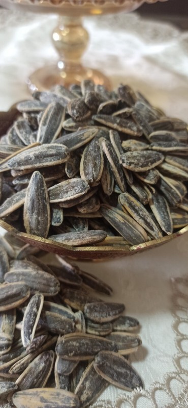 400gr./14oz.Roasted Salted Jumbo Sunflower Seeds Handicraft Jerusalem Holy Land gallery