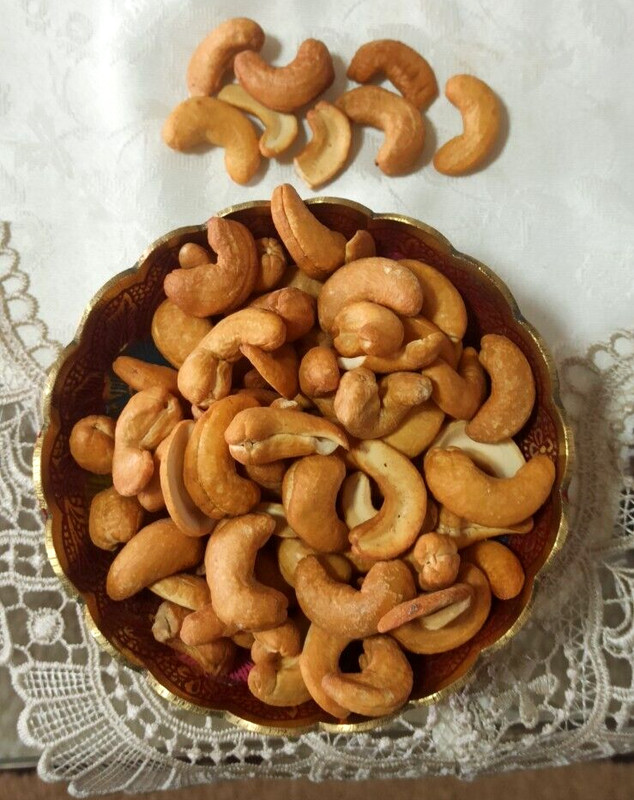 Nuts Salted and Freshly Roasted Cashew Hand Made in Holy Land Jerusalem gallery