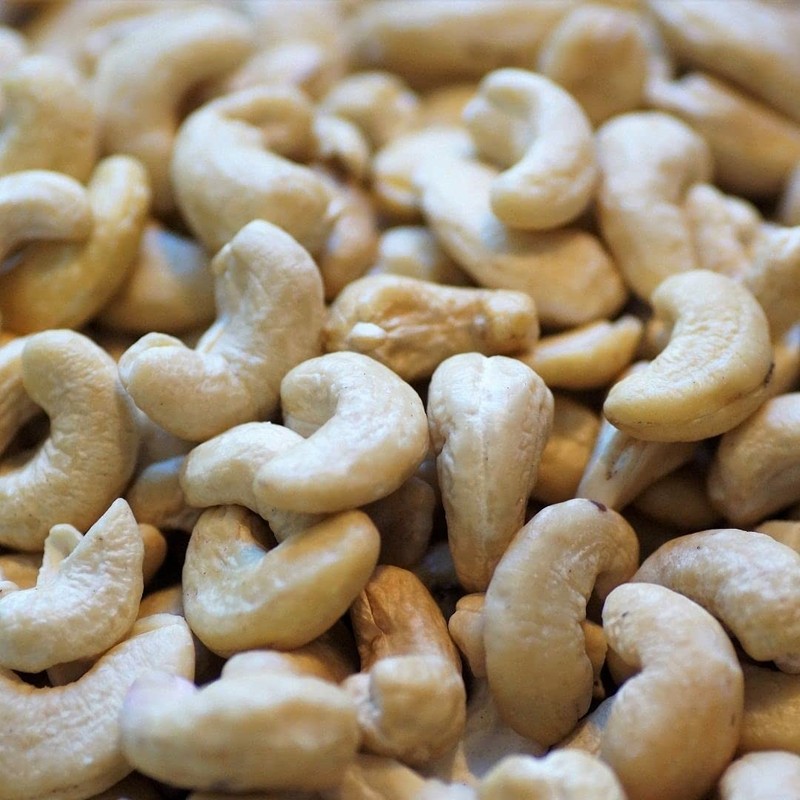 Lark Ellen Farm Unsalted Organic Raw Cashews, Sprouted, AirDried, GlutenFree,... gallery