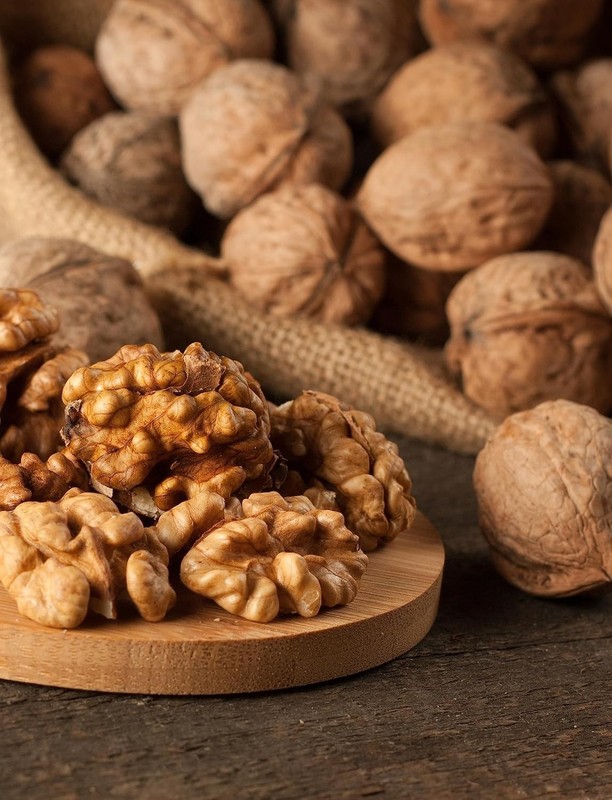 Walnuts in Shell, Jumbo, Fresh, Buttery Taste, Easy to Crack, California Chandl gallery