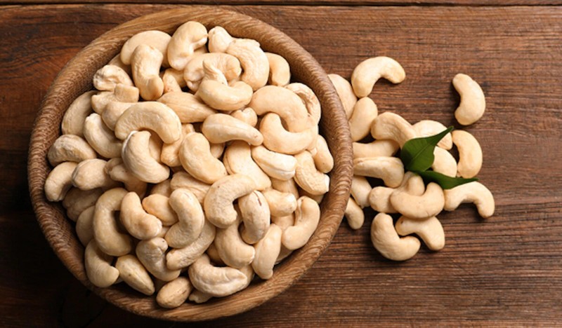 Fresh Cashew Nuts Whole Premium Quality Pure Ceylon Grade A Natural Taste