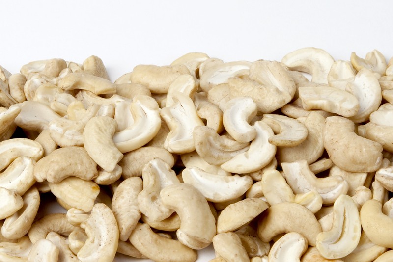 CASHEWS PIECES RAW, 1LB