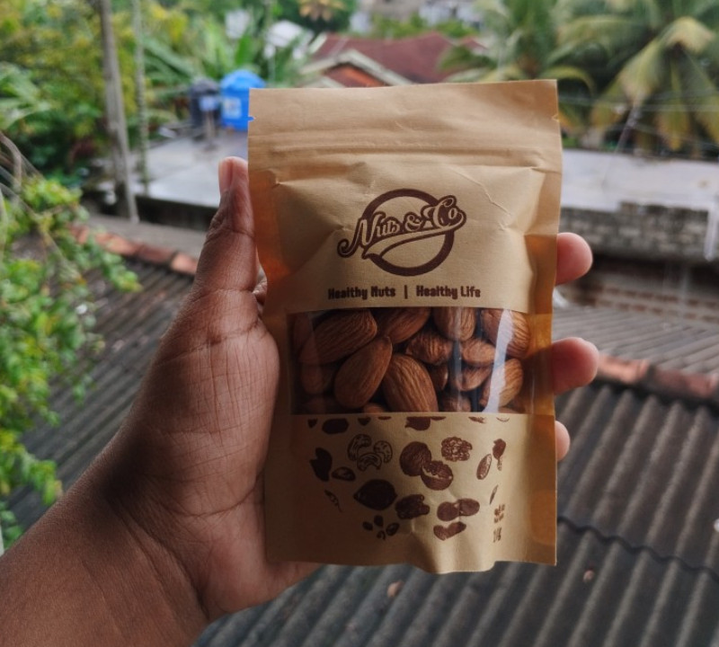 NUTS & CO CALIFORNIAN ALMONDS 100G ( PREMIUM ) gallery