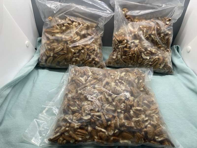 Oklahoma Medium Pecan Pieces 1 Pound #25-108 gallery