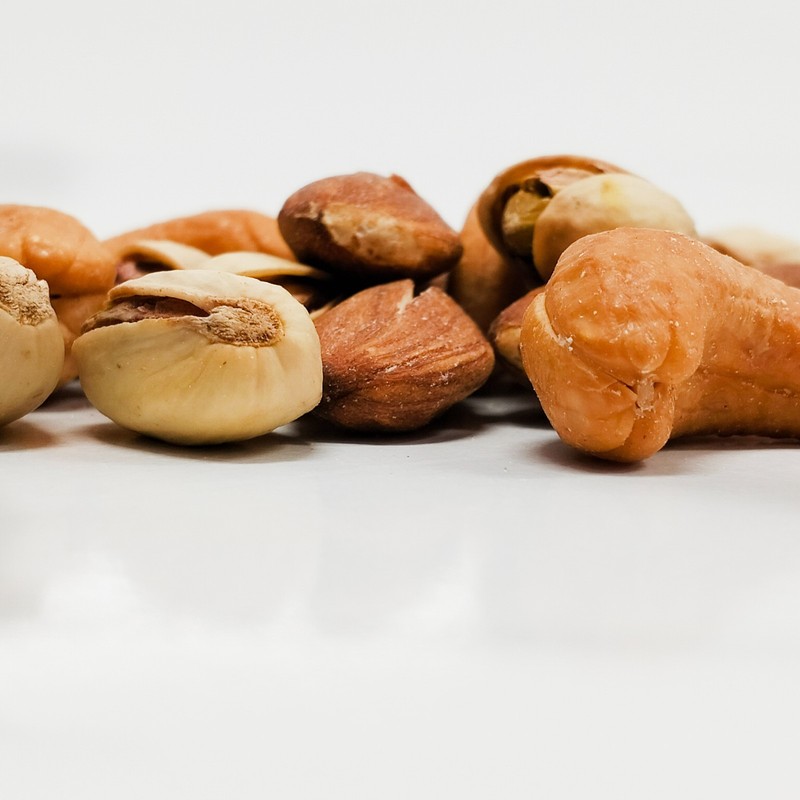 Dry Oven Roasted Unsalted Mixed Nuts 1kg Cashews Almonds Pistachios gallery