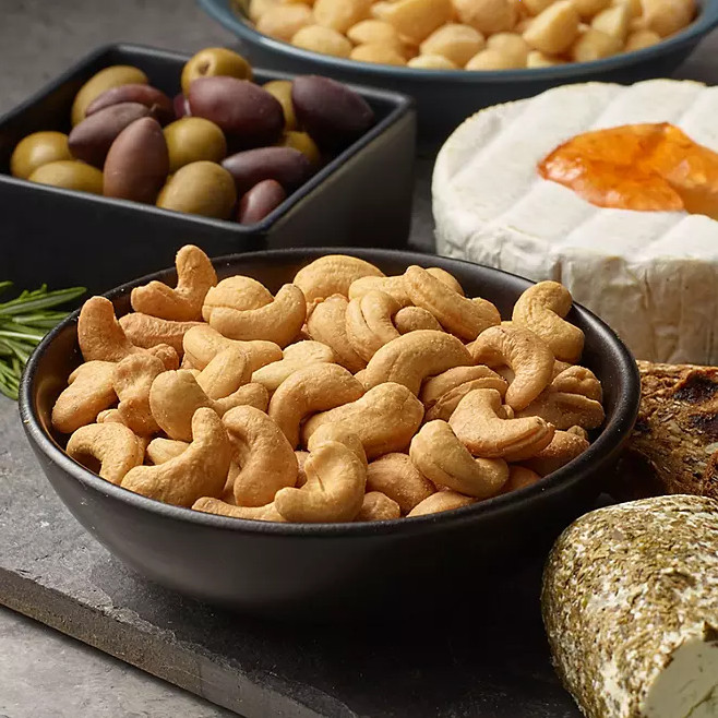 Member's Mark Lightly Salted Whole Cashews, 33 oz gallery
