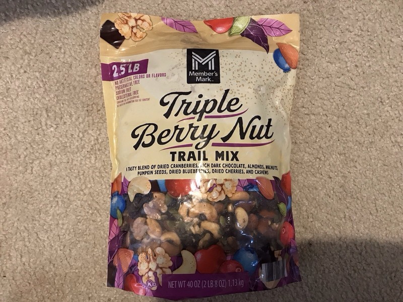 Member’s Mark Triple Berry Nut Trail Mix, 40 oz.- EXP: 07/2026