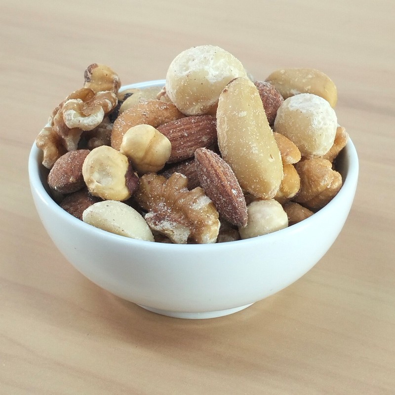 500g Roasted Salted Mixed Nuts Premium 6-Nut Blend Savoury Keto Snack Party Mix