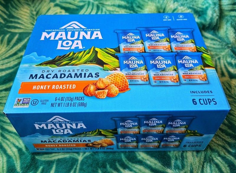 NEW Mauna Loa - Dry Roasted Macadamia - Honey Roasted gallery